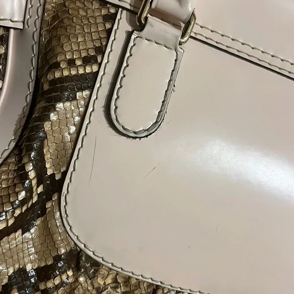 COPY - $4000 Authentic Gucci Dionysus Cruise Limited Edition Python Satchel 18”… - Picture 9 of 16